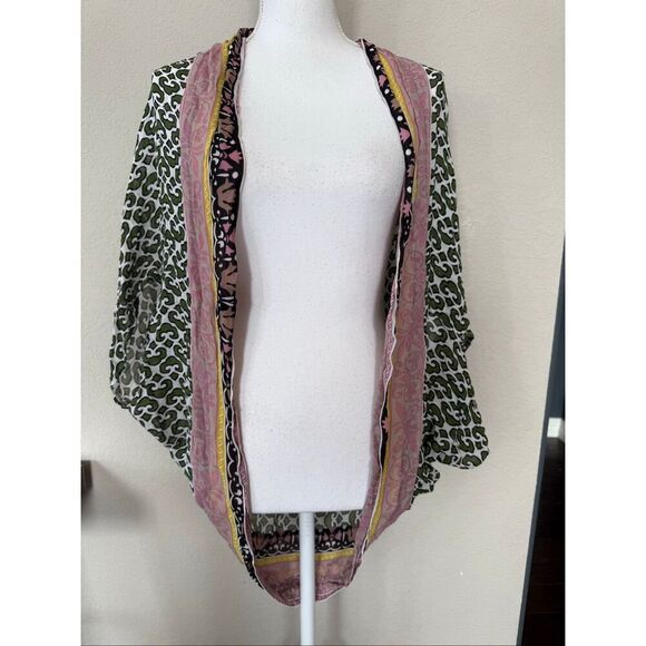 No Brand Tops - Elizabeth Gillett Multicolor Shrug